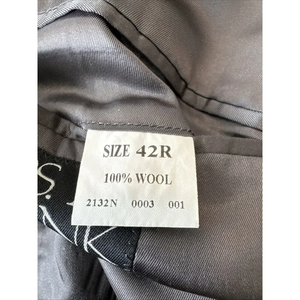 Jos A Bank Signature Collection Men's Suit Gray Pinstripe‎ 100% Wool 42R 36x28